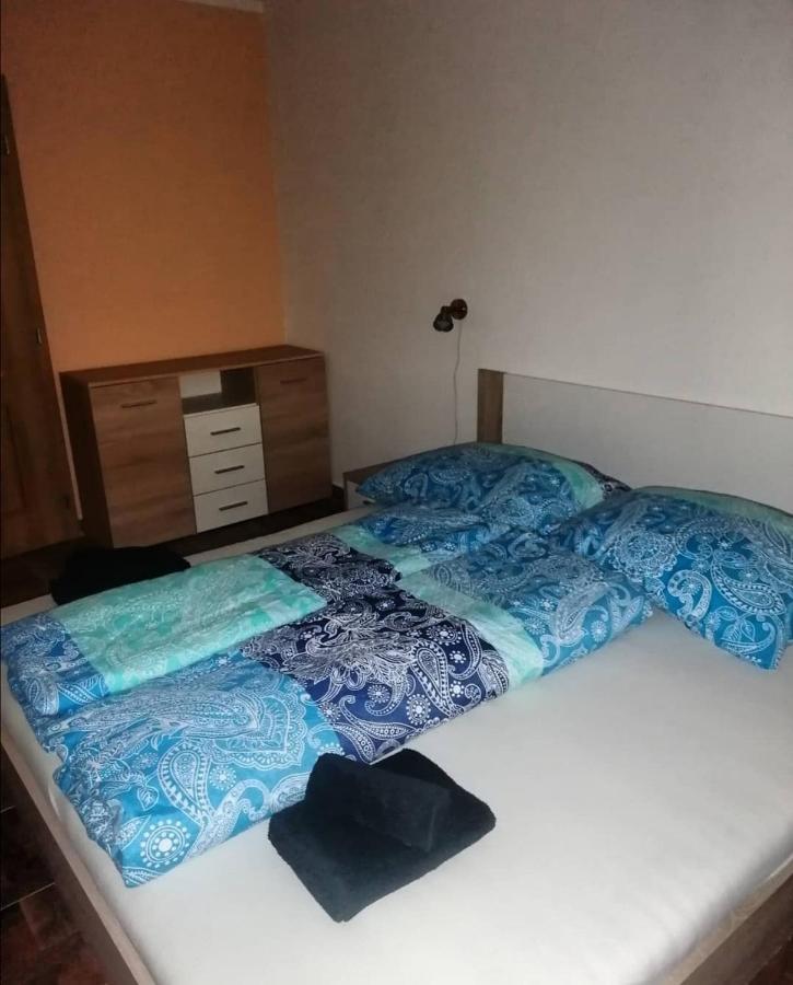 Apartman 日利纳 外观 照片